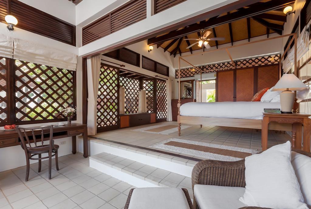 Baan Khunying - Secluded Phuket Beachfront Villa Rawai Номер фото