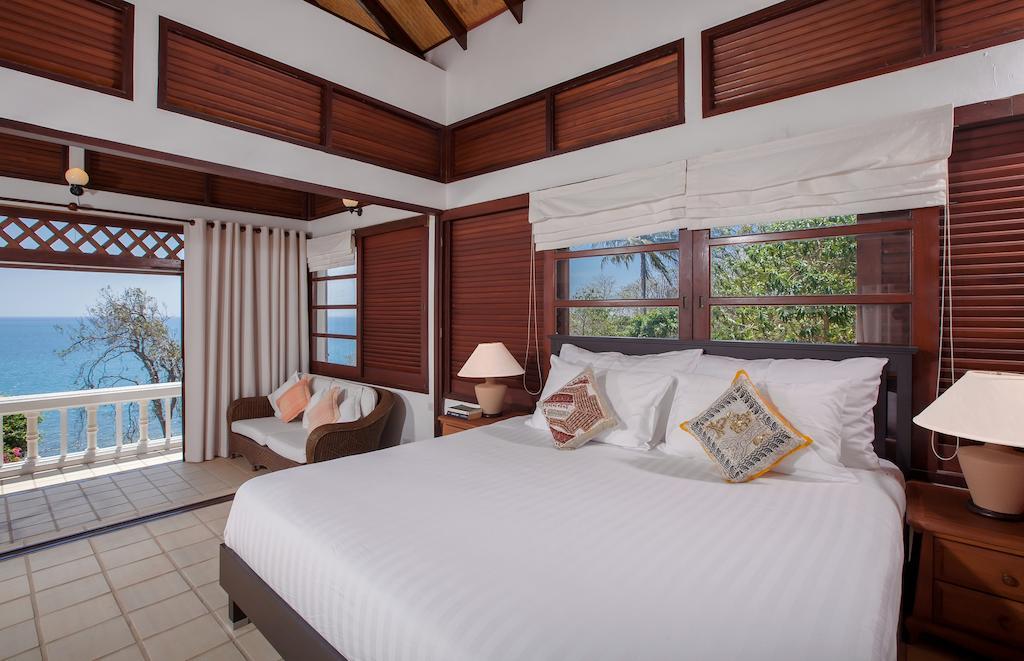 Baan Khunying - Secluded Phuket Beachfront Villa Rawai Номер фото