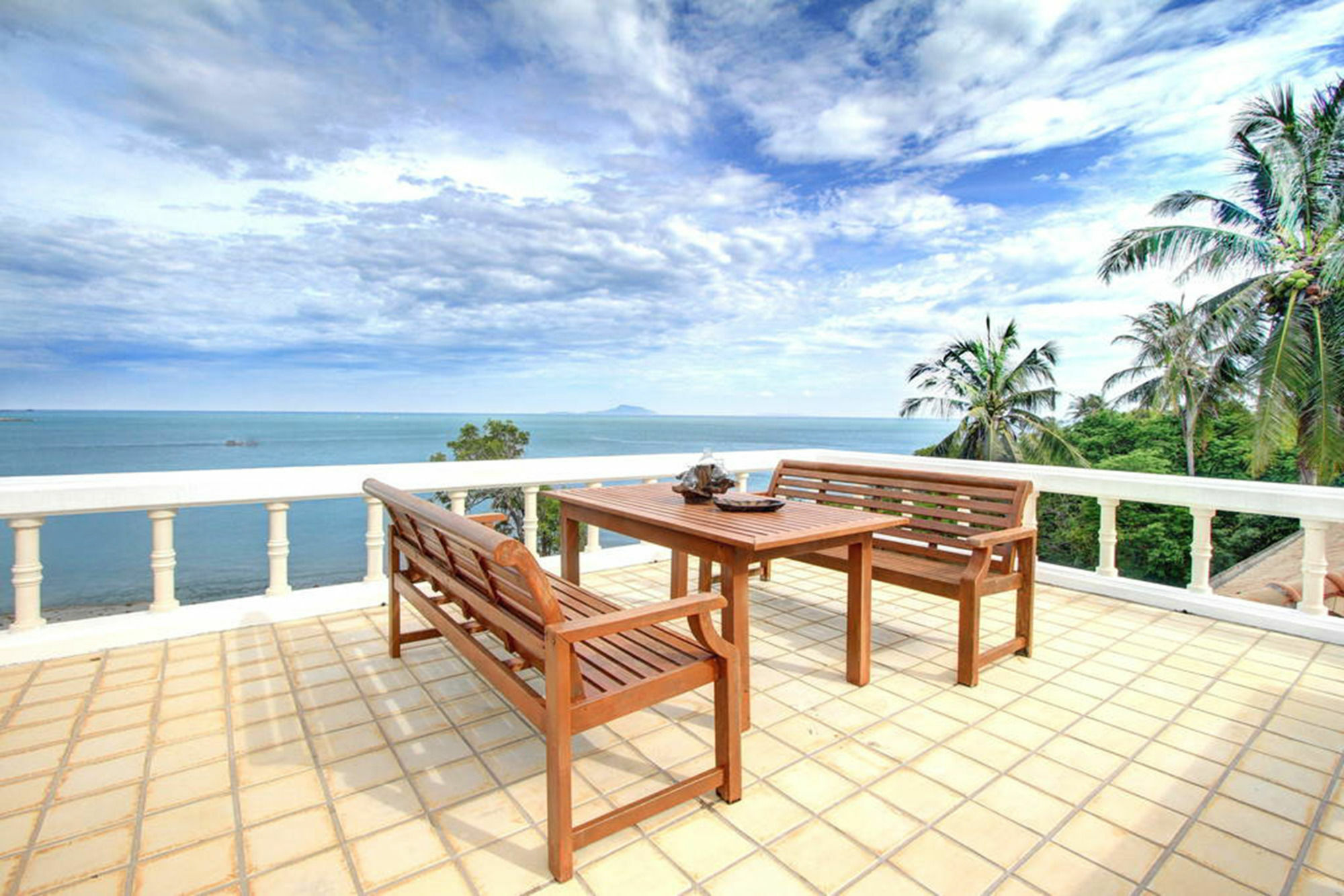 Baan Khunying - Secluded Phuket Beachfront Villa Rawai Екстер'єр фото