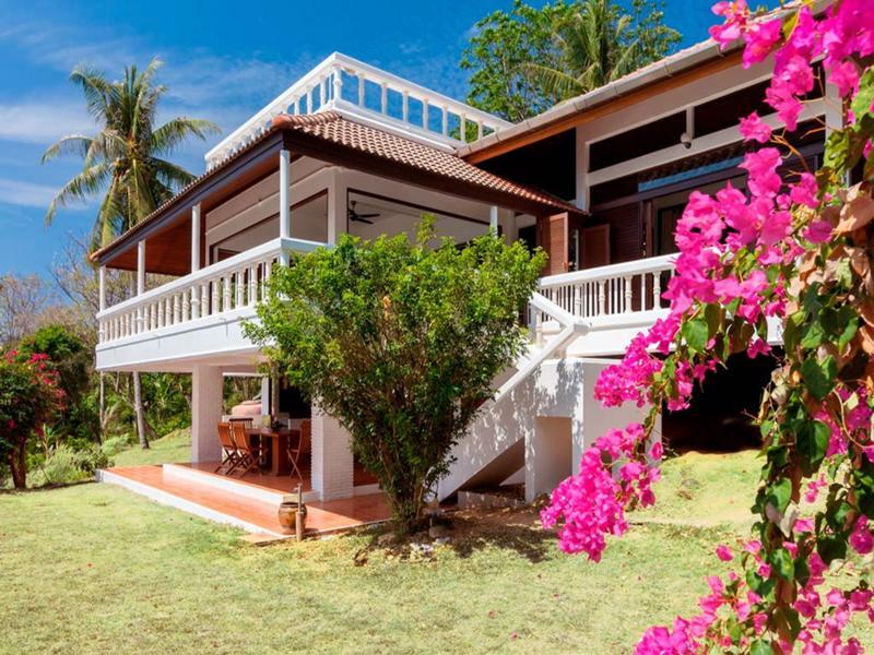 Baan Khunying - Secluded Phuket Beachfront Villa Rawai Екстер'єр фото